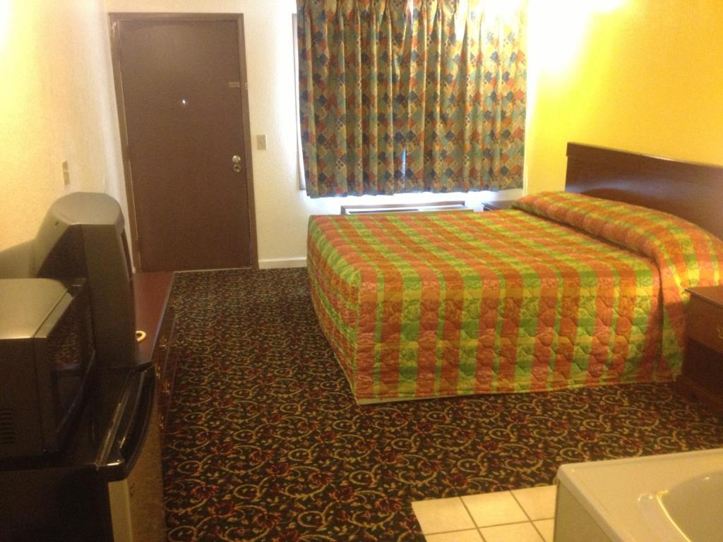 Guest Inn Ливан Екстериор снимка