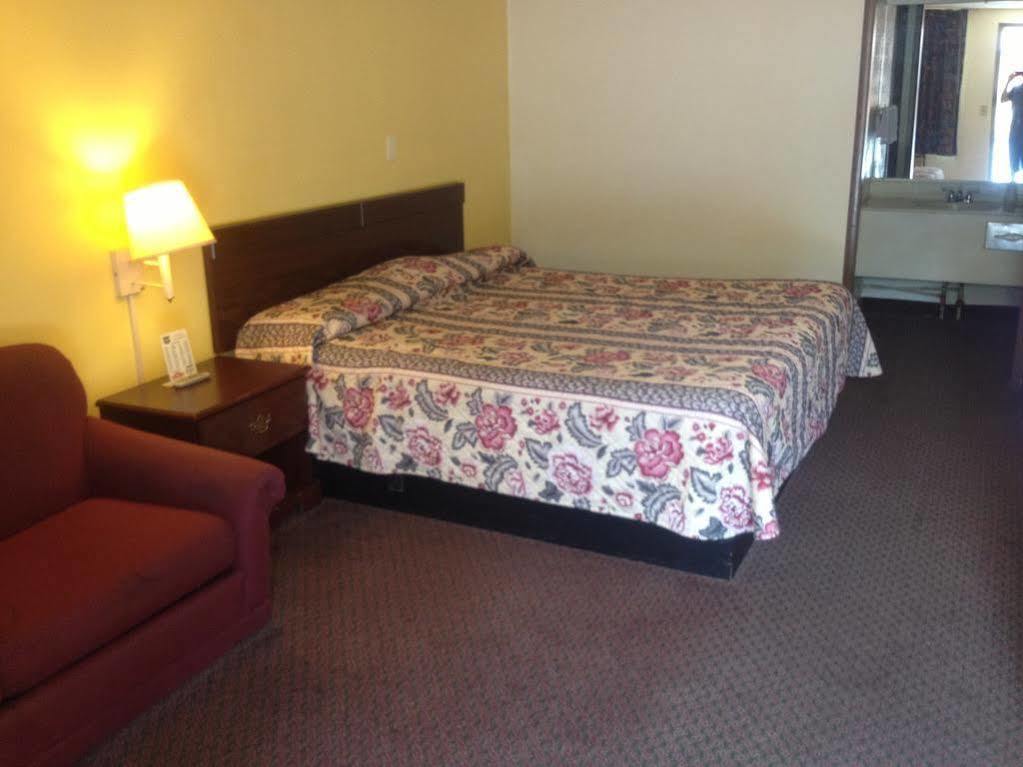 Guest Inn Ливан Екстериор снимка
